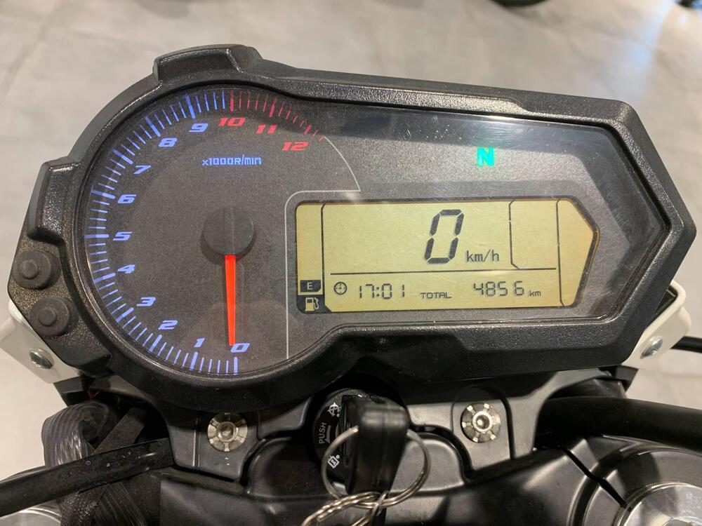 Benelli Tornado Naked T 125 (2022 - 25) (4)