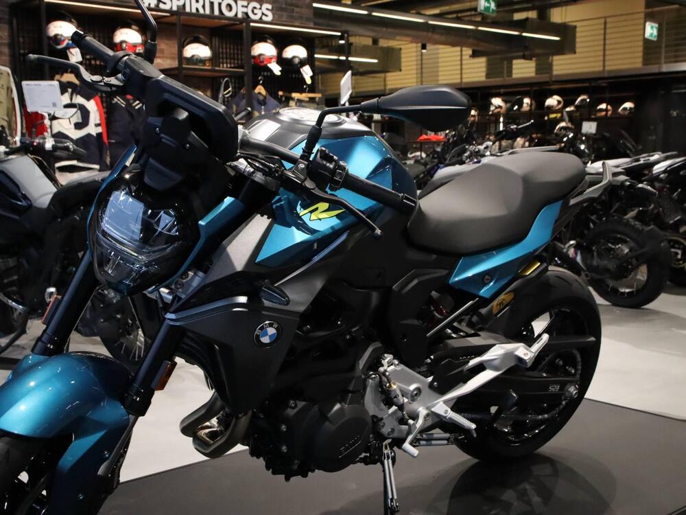 Bmw F 900 R (2025 - 26) (3)