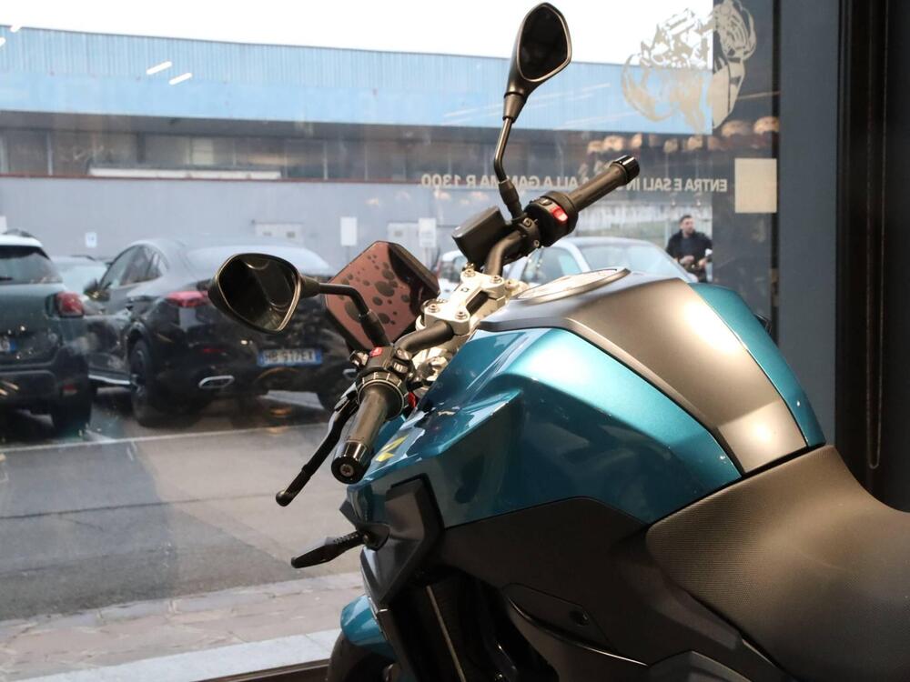 Bmw F 900 R (2025 - 26) (4)