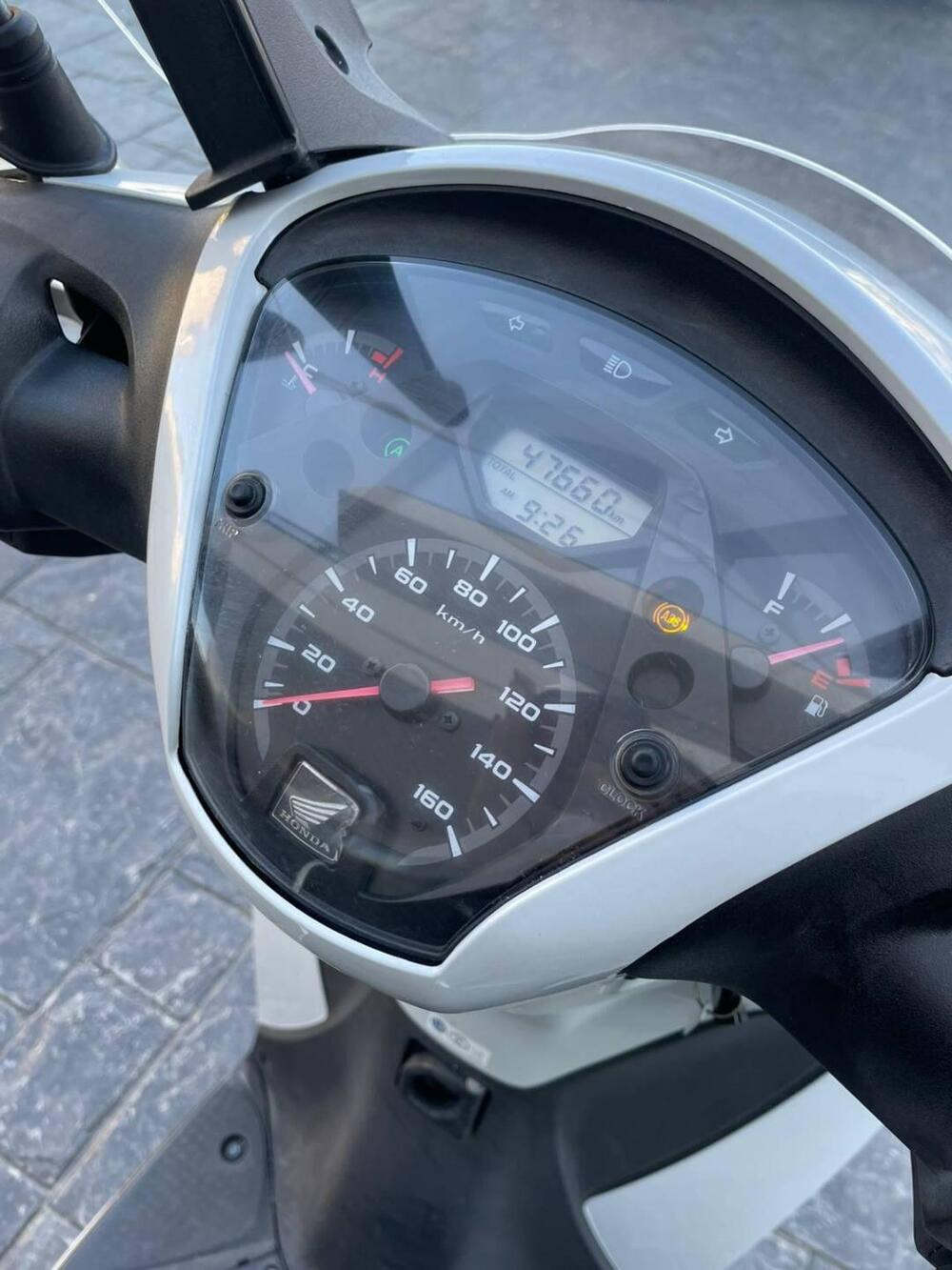 Honda SH 150 i ABS (2013 - 16) (2)