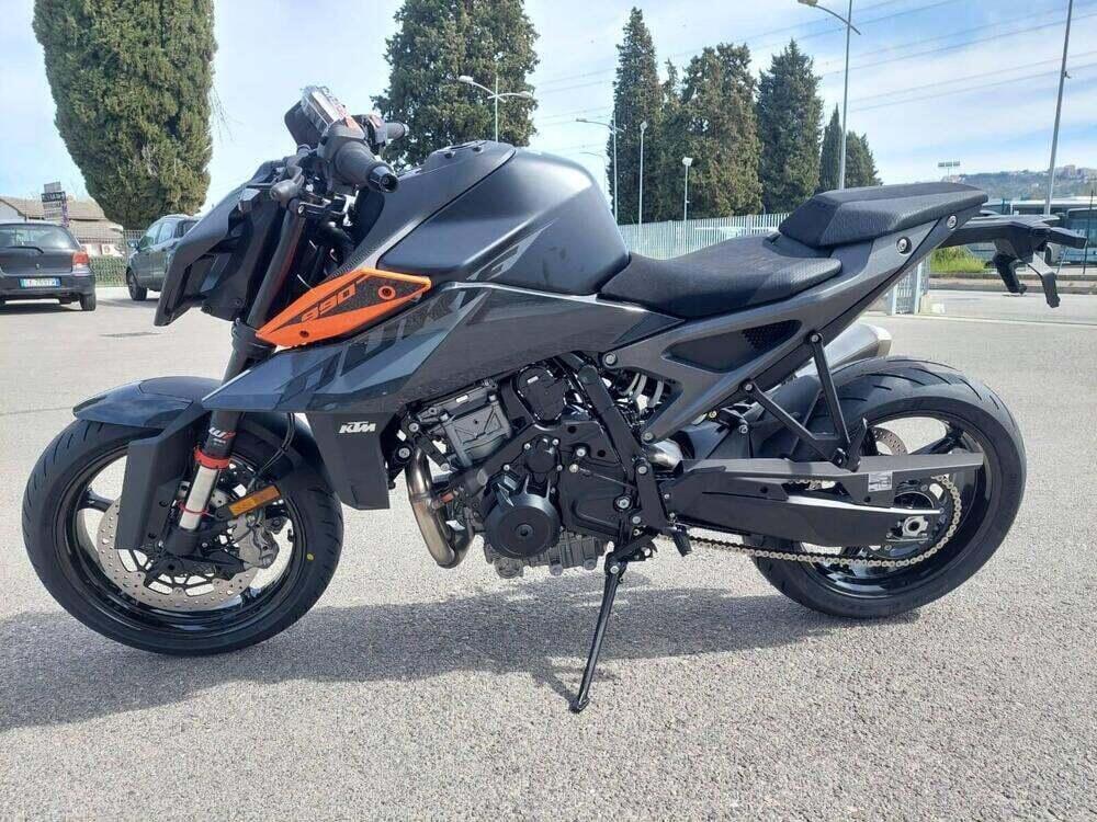 KTM 990 Duke (2024 - 26) (8)