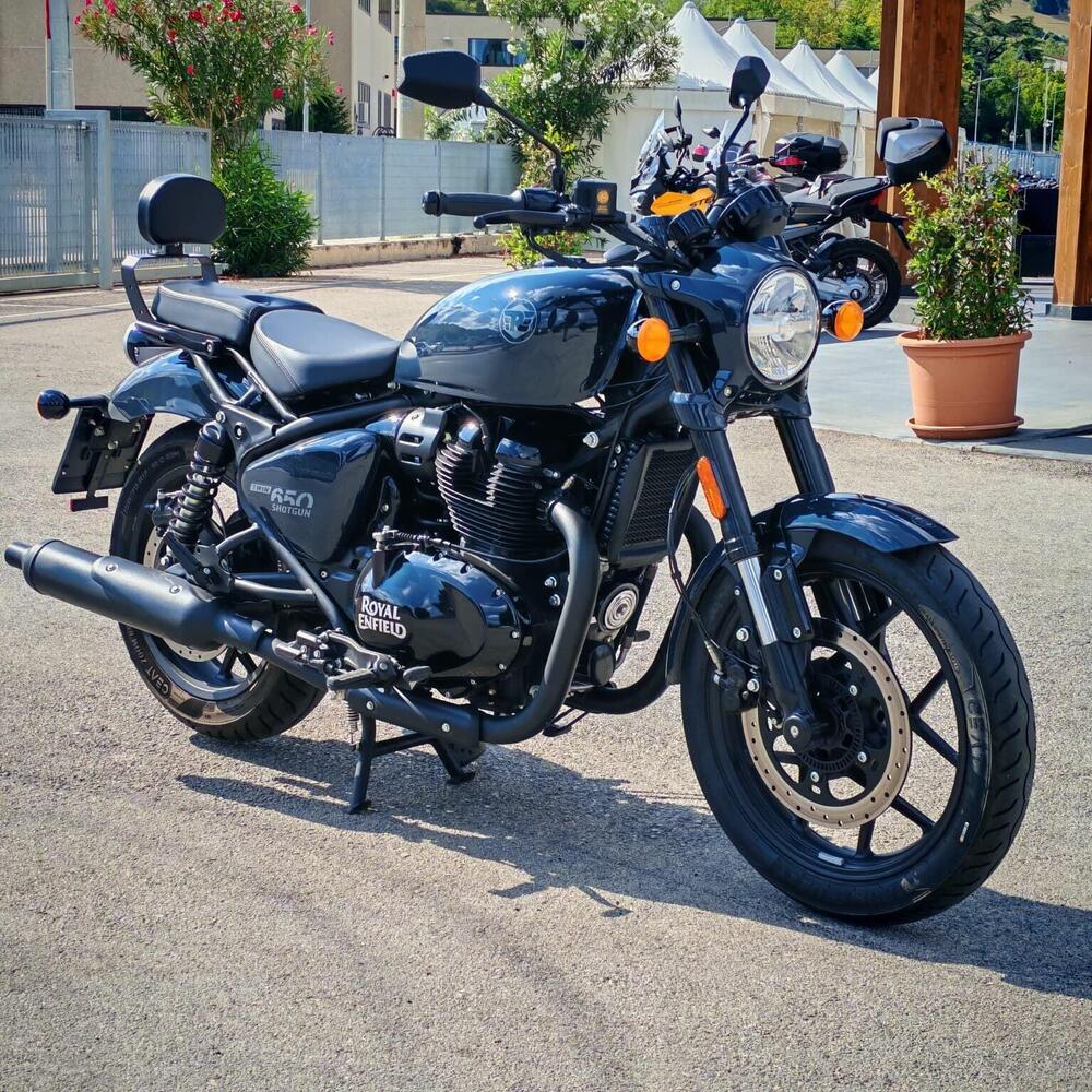 Royal Enfield Shotgun 650 (2024 - 26) (2)