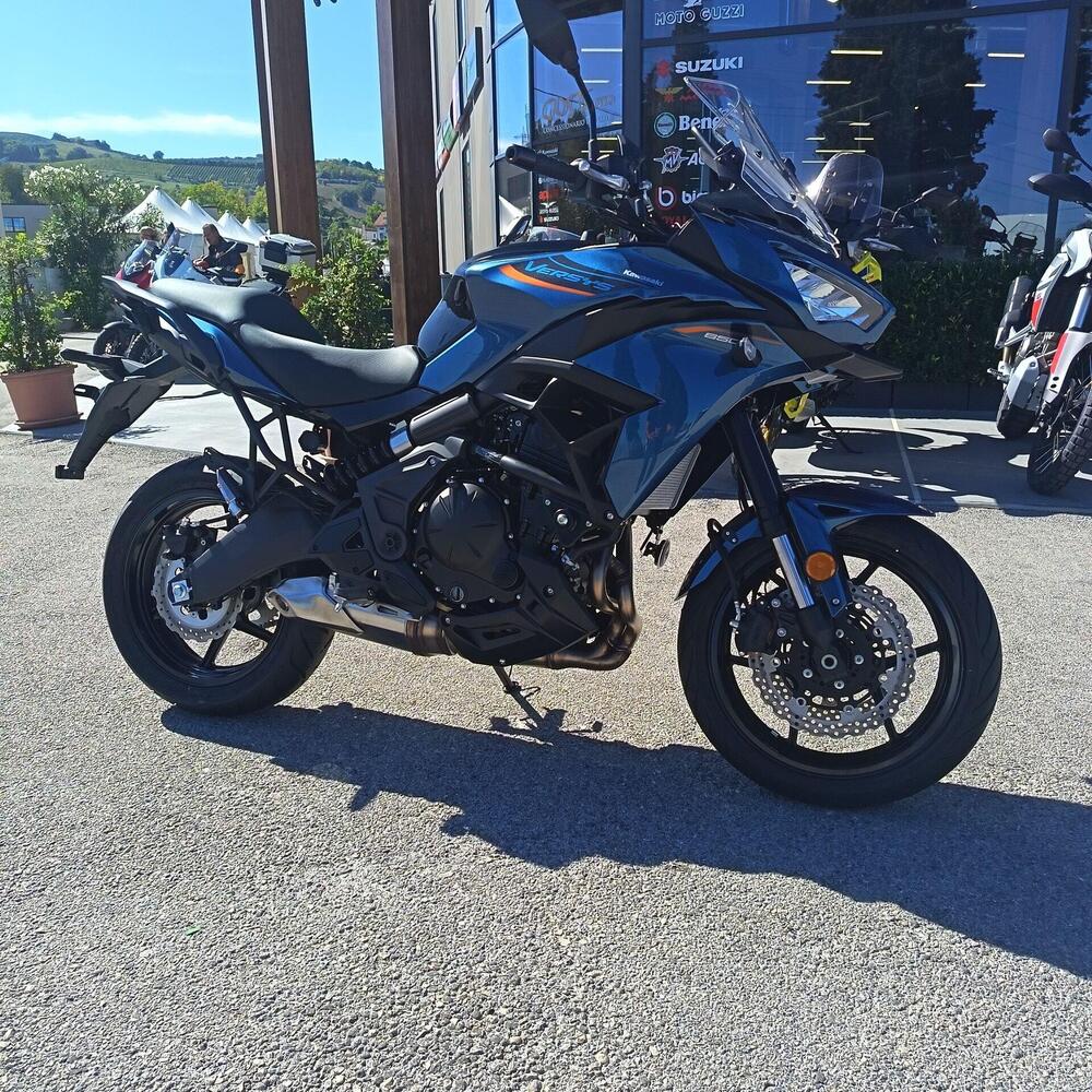 Kawasaki Versys 650 (2025 - 26) (3)