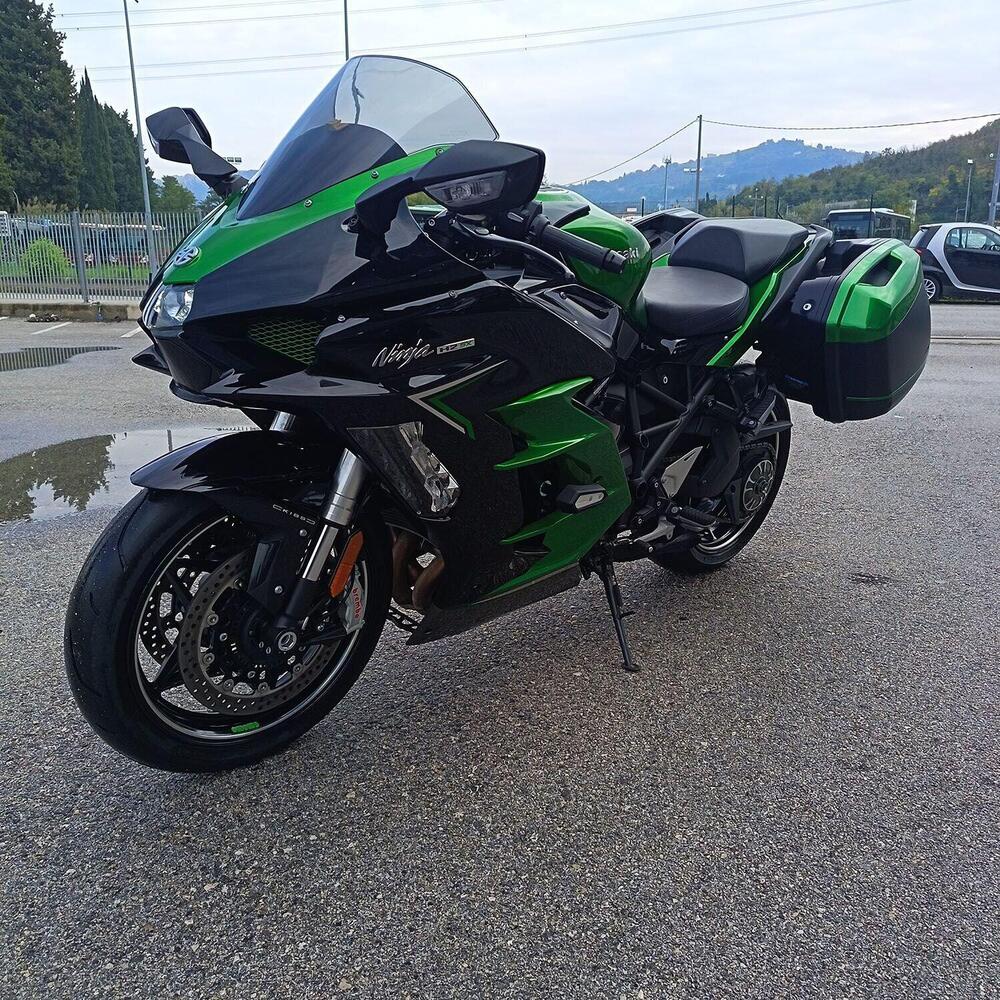 Kawasaki Ninja H2 SX SE Performance (2022) (8)