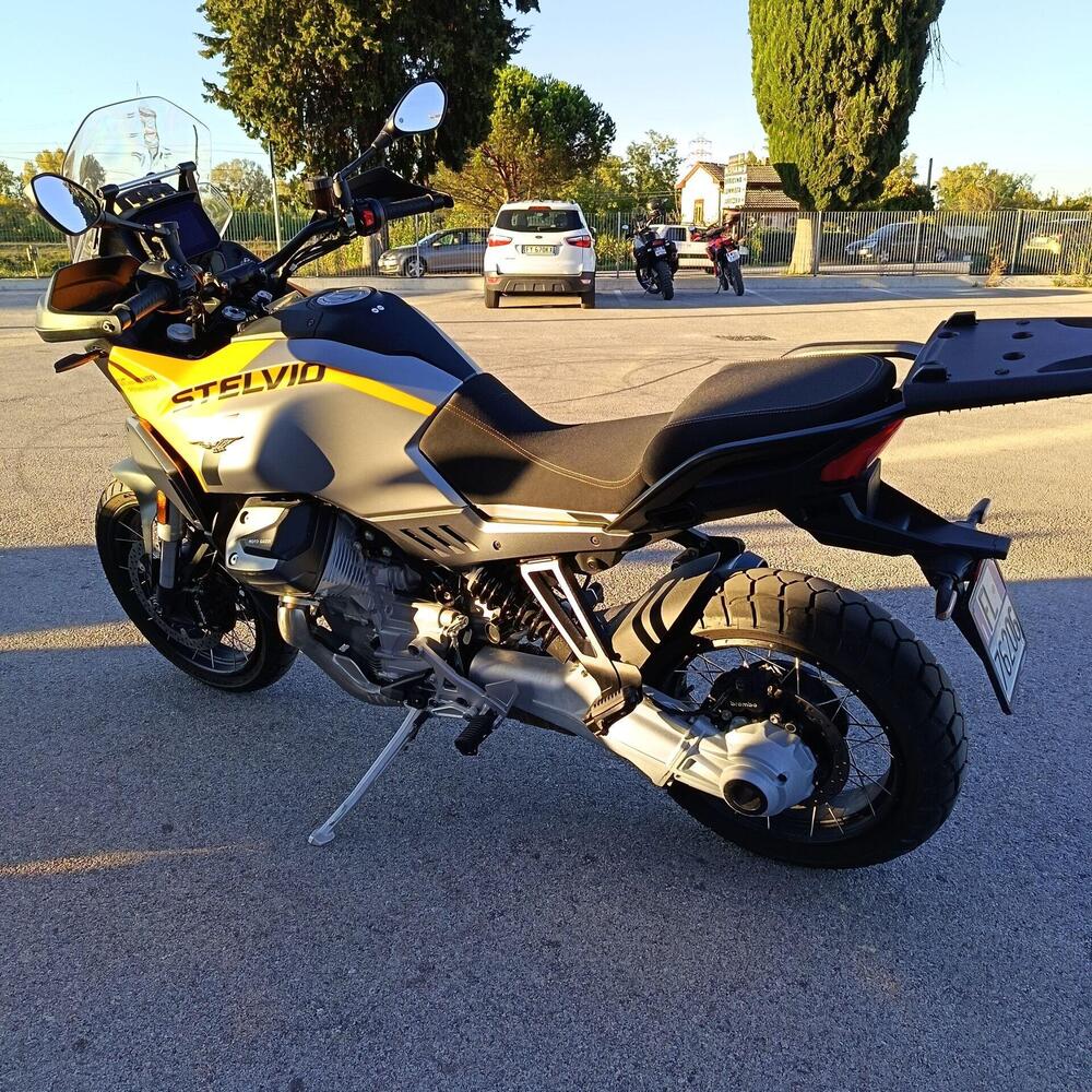 Moto Guzzi Stelvio PFF (2024 - 26) (7)