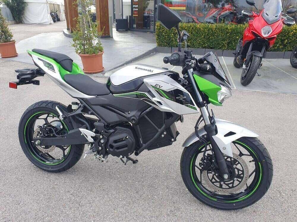 Kawasaki Z e-1 (2024 - 26) (5)