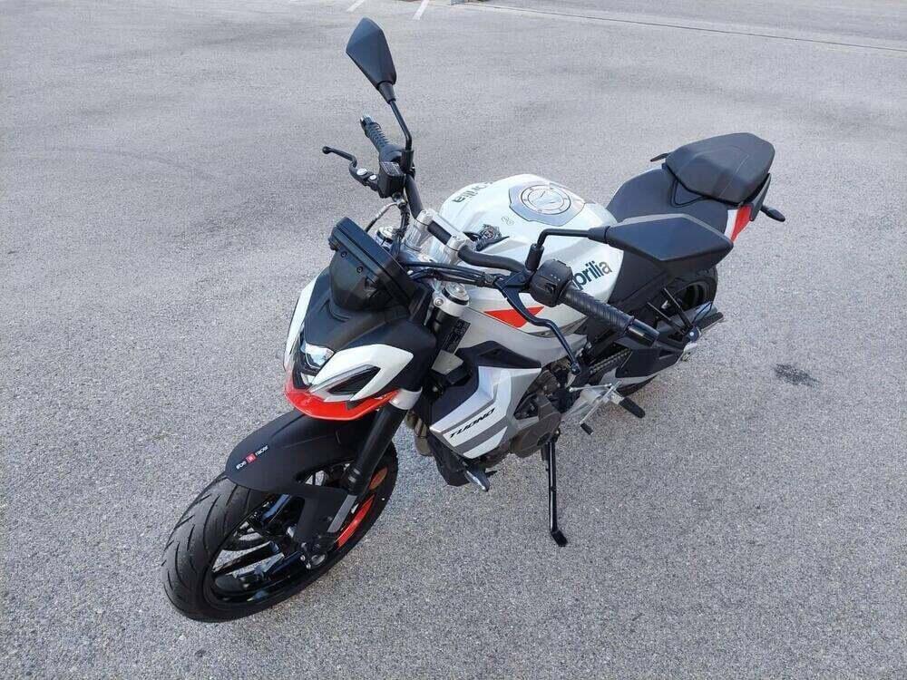 Aprilia Tuono 457 (2025 - 26) (4)