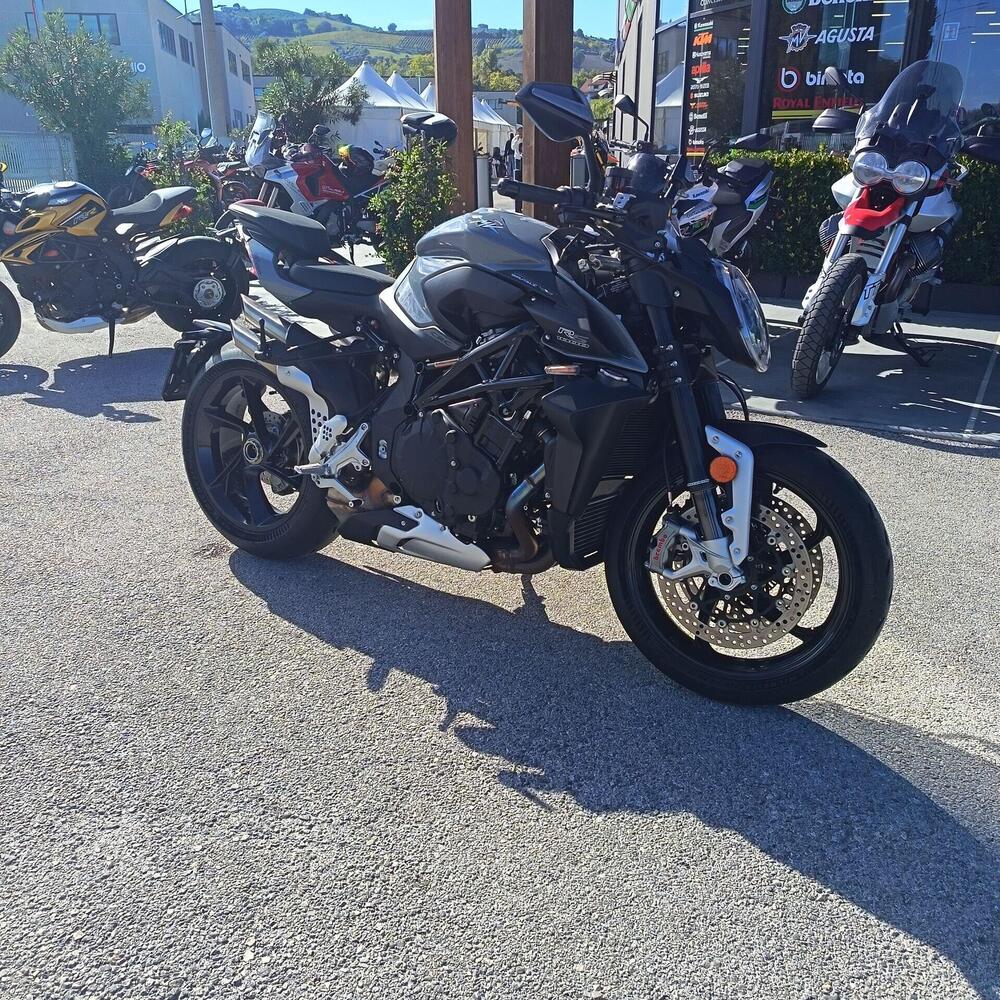 MV Agusta Brutale 1000 RS (2022 - 26) (3)