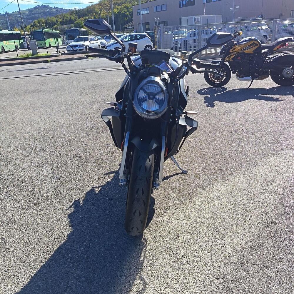 MV Agusta Brutale 1000 RS (2022 - 26) (12)