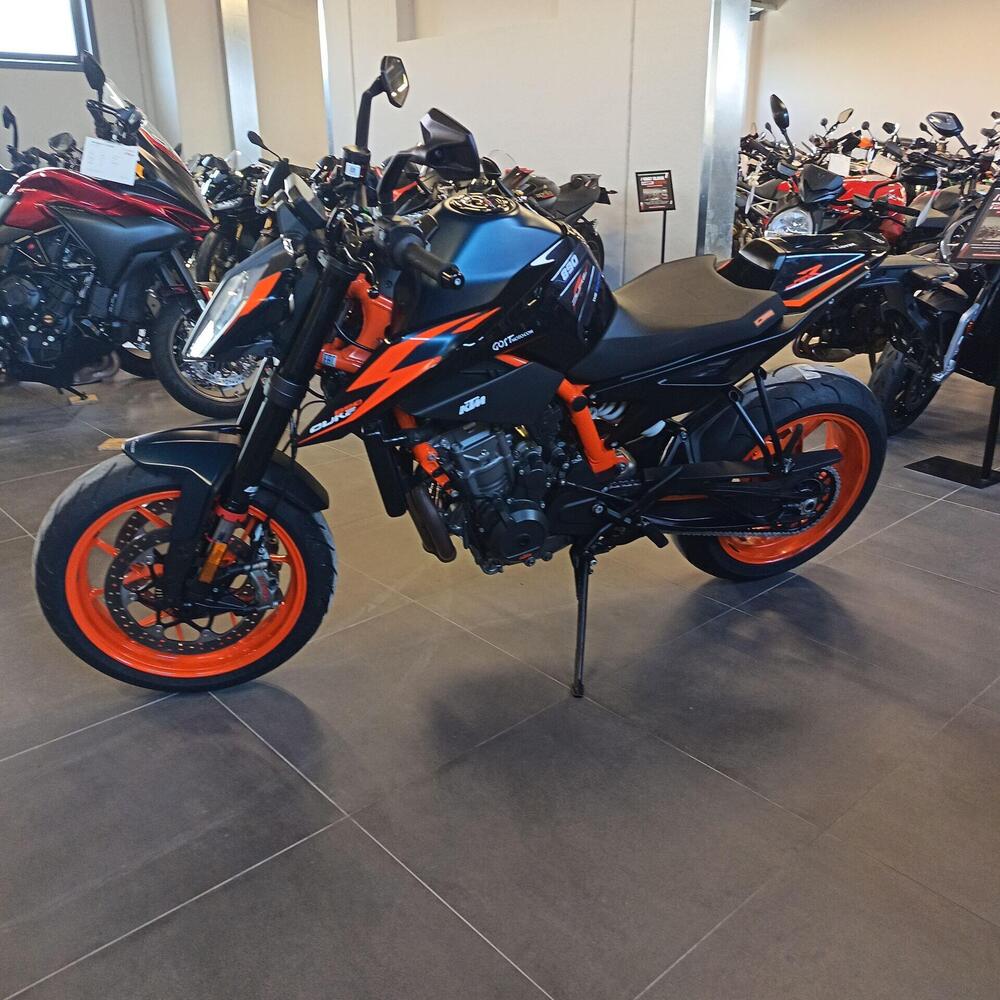 KTM 890 Duke R (2022 - 23) (3)