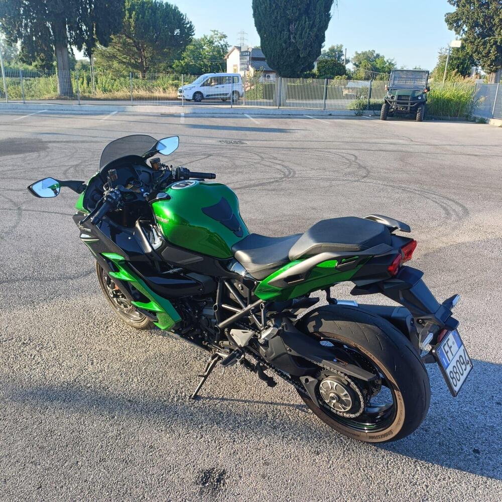 Kawasaki Ninja H2 SX SE (2022) (4)