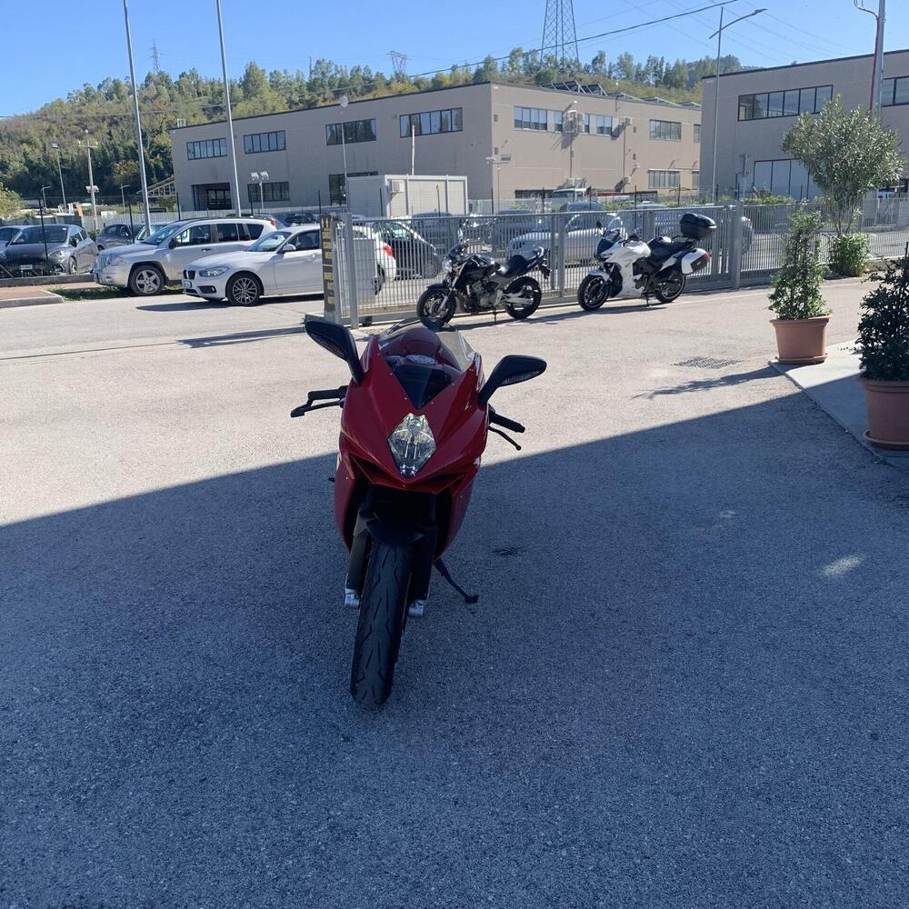 MV Agusta F3 800 Rosso (2021 - 23) (3)