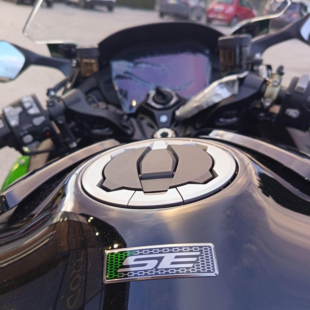 Kawasaki Ninja H2 SX SE (2023 - 26) (16)