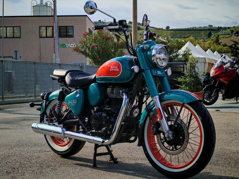 Royal Enfield Classic 350 (2021 - 26) (5)