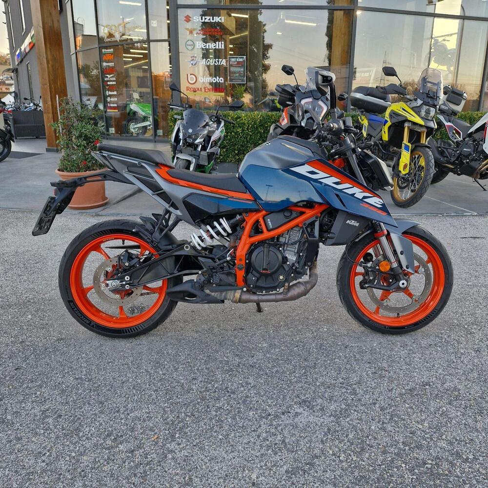 KTM 390 Duke (2024 - 25) (2)