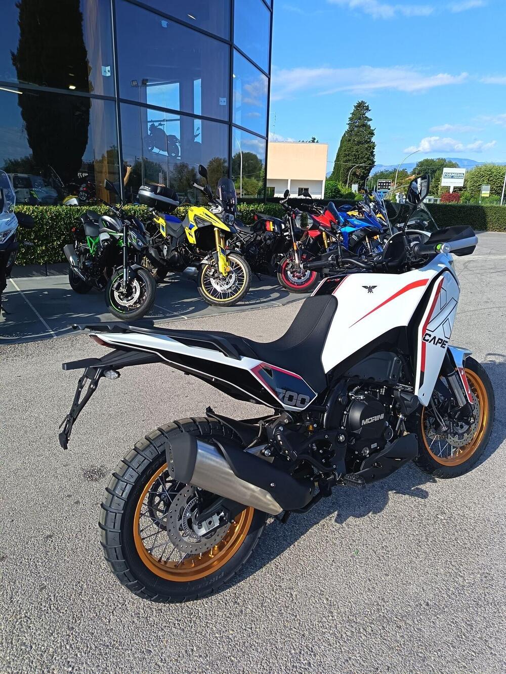 Moto Morini X-Cape 700 Gold Edition (2025 - 26) (5)