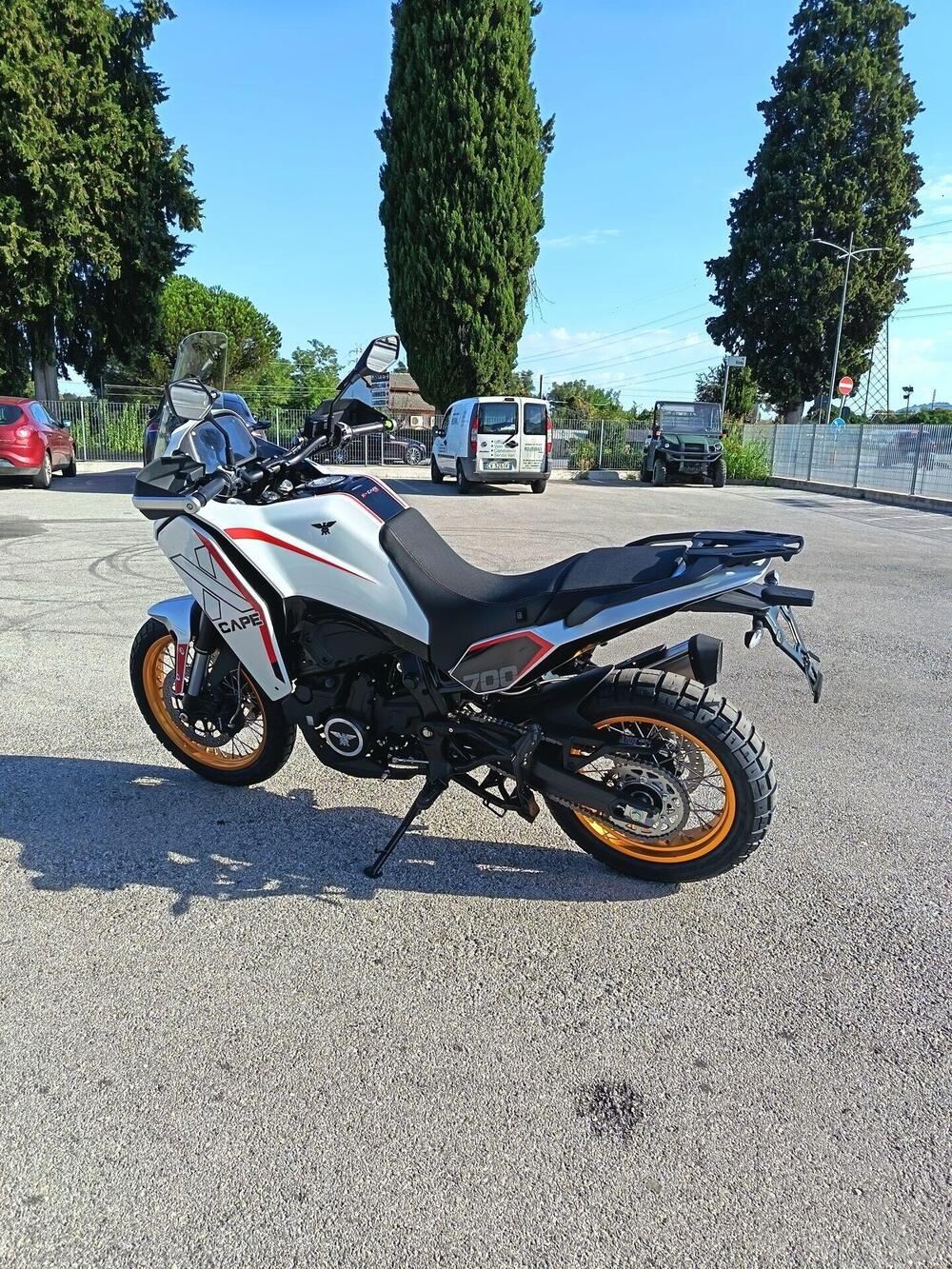 Moto Morini X-Cape 700 Gold Edition (2025 - 26) (7)