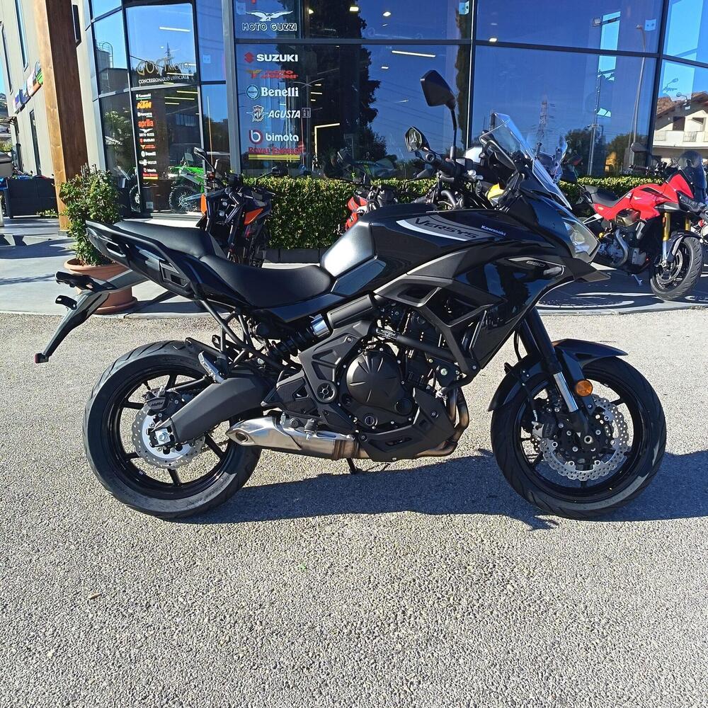 Kawasaki Versys 650 (2025 - 26) (2)