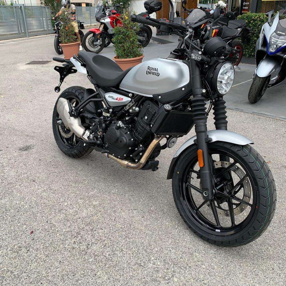 Royal Enfield Guerrilla 450 (2024 - 26) (3)