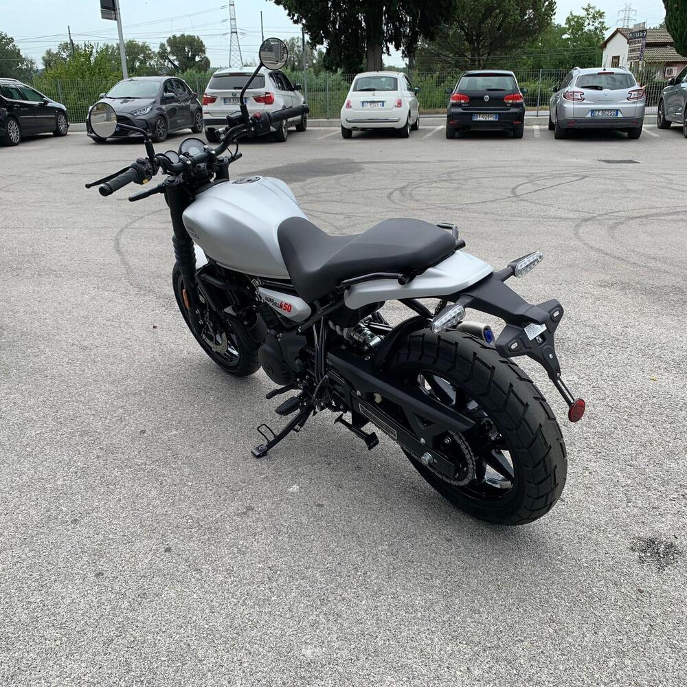 Royal Enfield Guerrilla 450 (2024 - 26) (5)