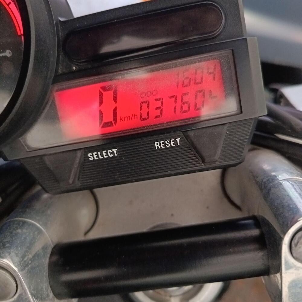 Yamaha MT-03 (2006 - 14) (9)