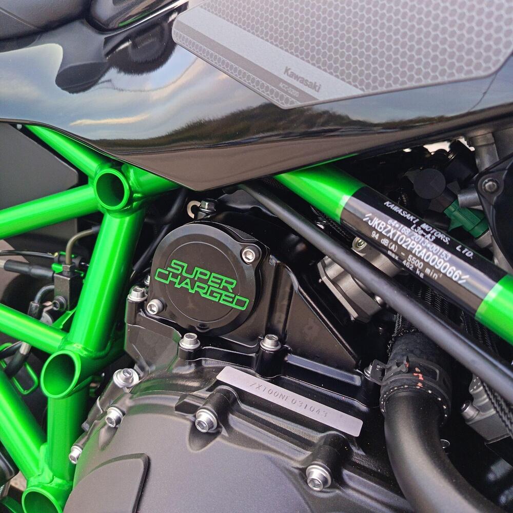 Kawasaki Ninja H2 SX SE (2023 - 26) (5)