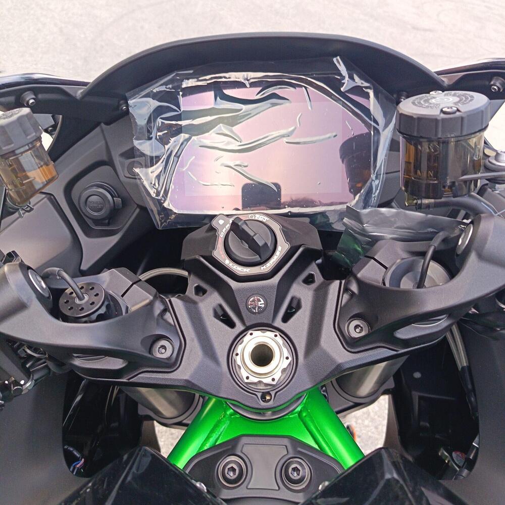 Kawasaki Ninja H2 SX SE (2023 - 26) (13)