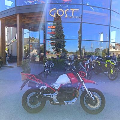 Moto Guzzi V85 TT Evocative Graphics (2021 - 23) usata