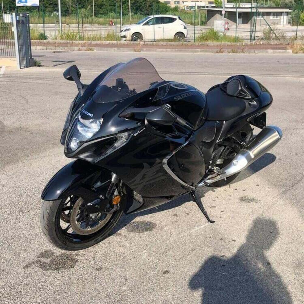 Suzuki GSX 1300 R Hayabusa (2021 - 24) (5)