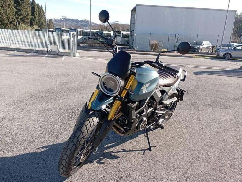 Moto Morini SEIEMMEZZO SCR (2022 - 26) (4)