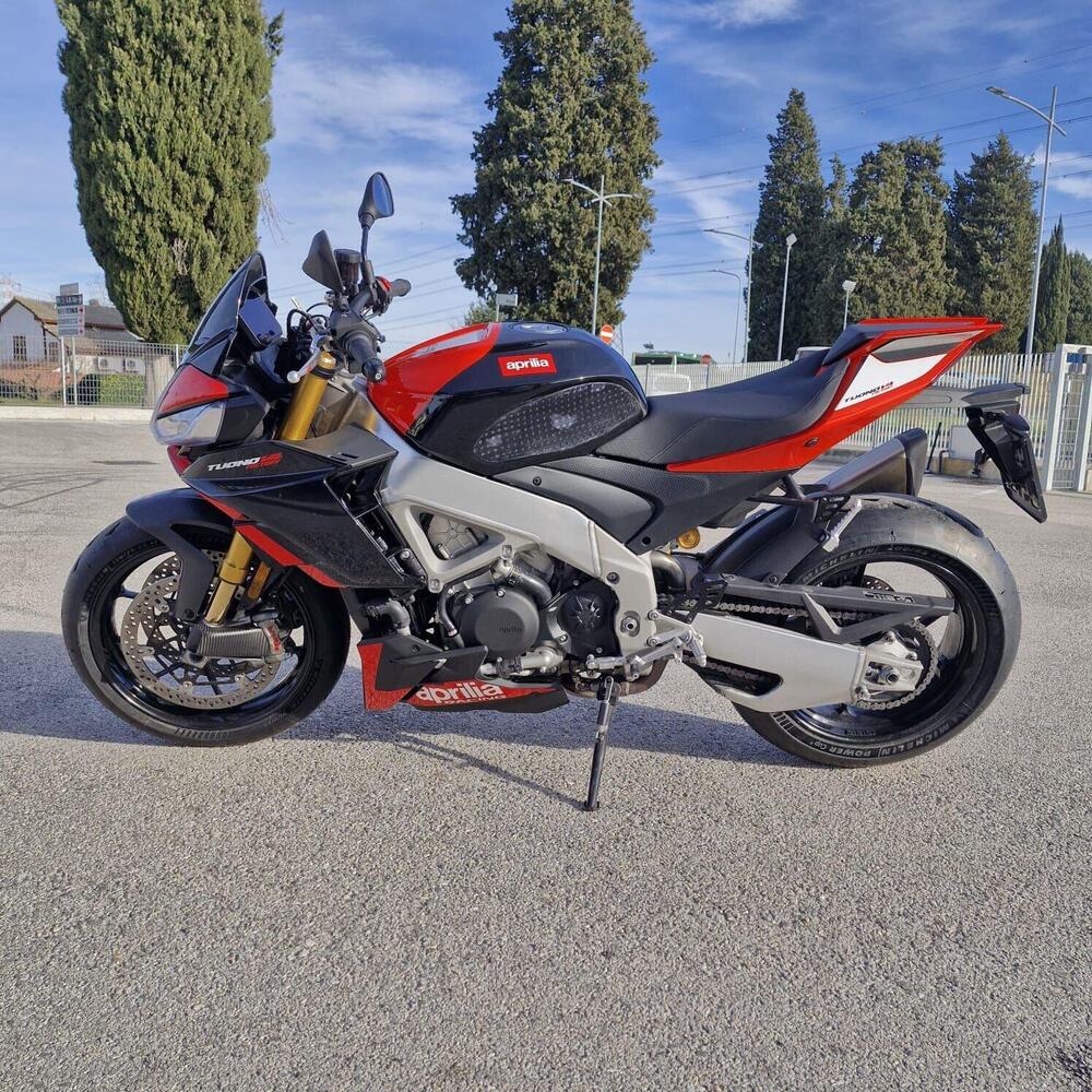 Aprilia Tuono V4 Factory SE-09 SBK (2024) (3)