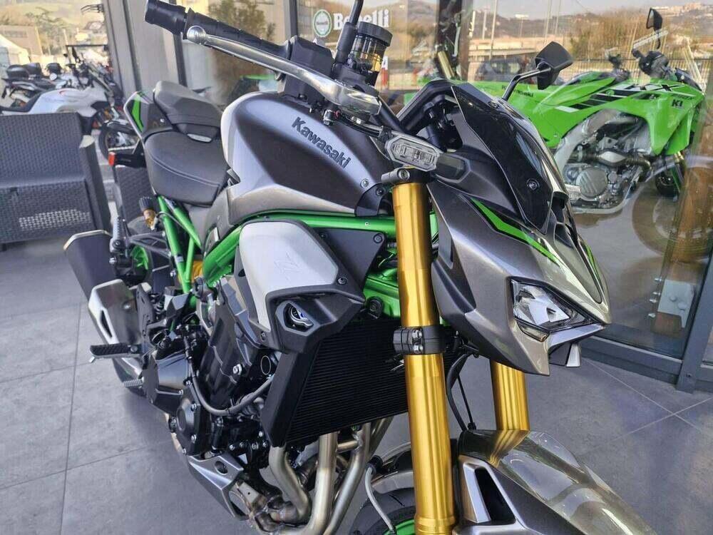 Kawasaki Z 900 SE (2025 - 26) (3)