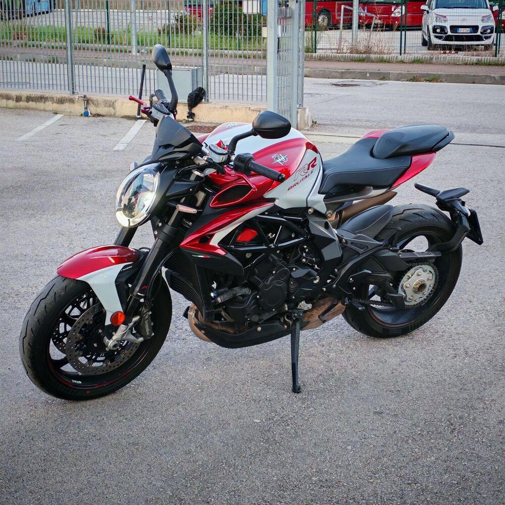MV Agusta Brutale 800 RR (2021 - 25) (5)