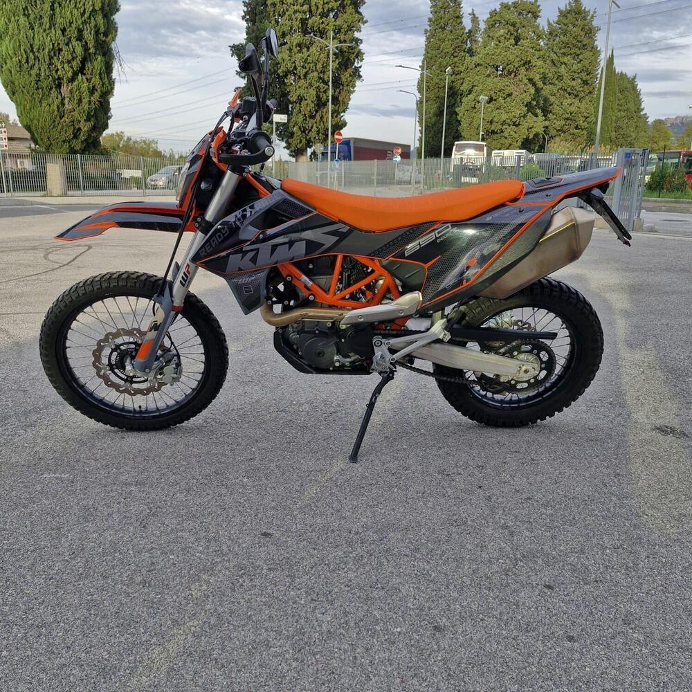 KTM 690 Enduro R (2022 - 25) (3)