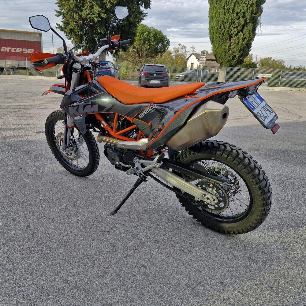 KTM 690 Enduro R (2022 - 25) (4)
