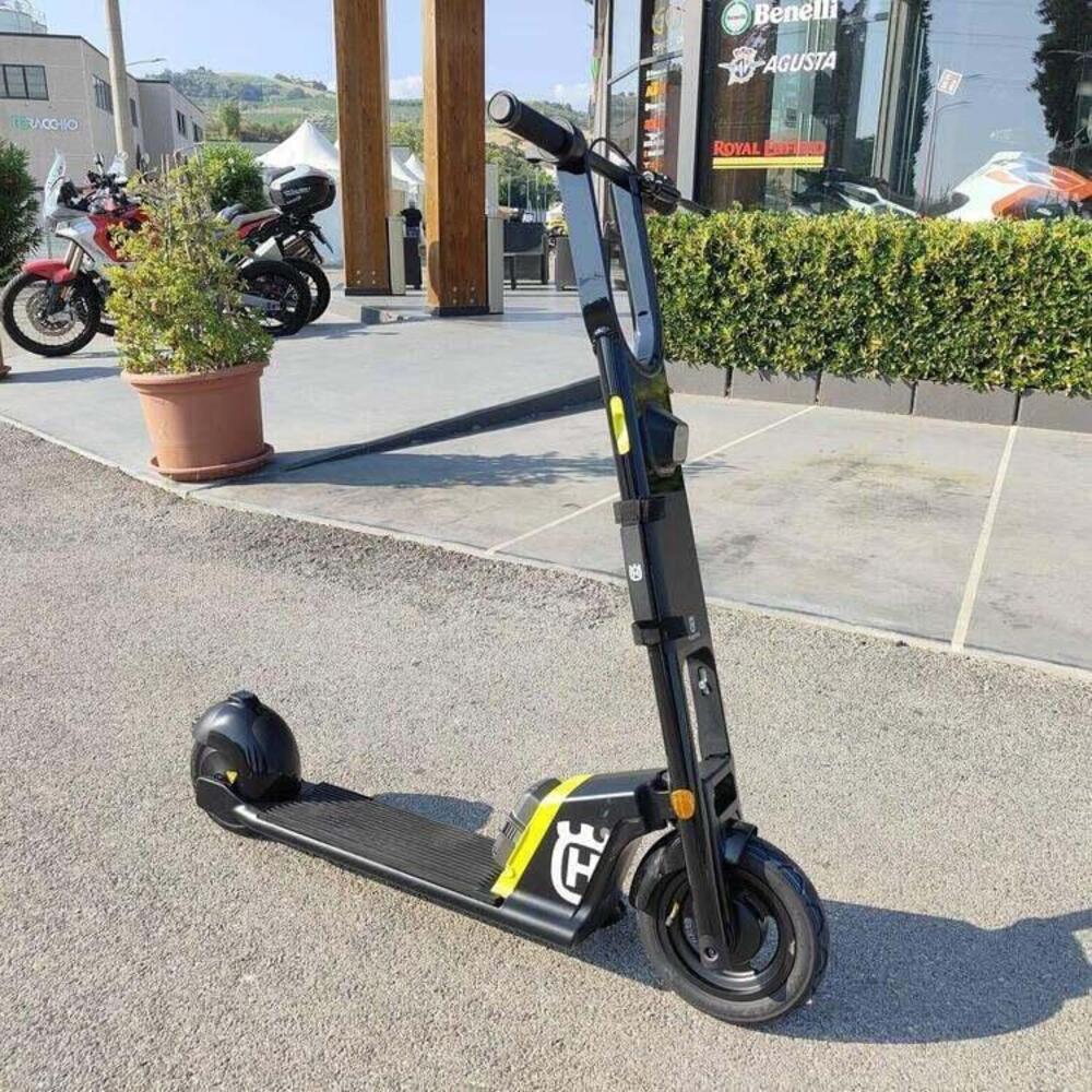 Husqvarna Skutta (2024 - 26) (2)