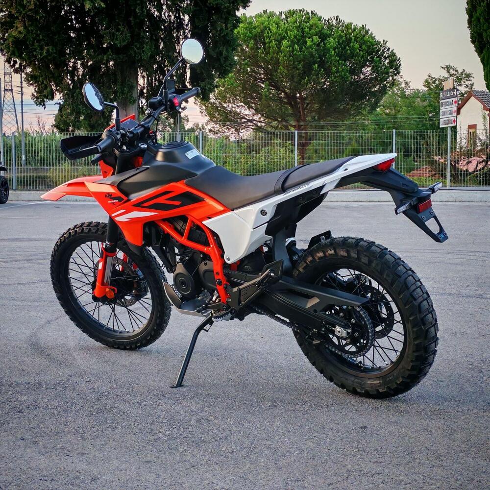 KTM 390 Enduro R (2025 - 26) (3)