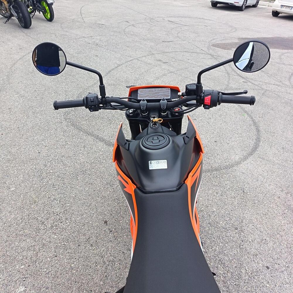 KTM 125 SMC R (2025 - 26) (8)