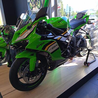 Kawasaki Ninja 636 ZX-6R (2024 - 26) nuova
