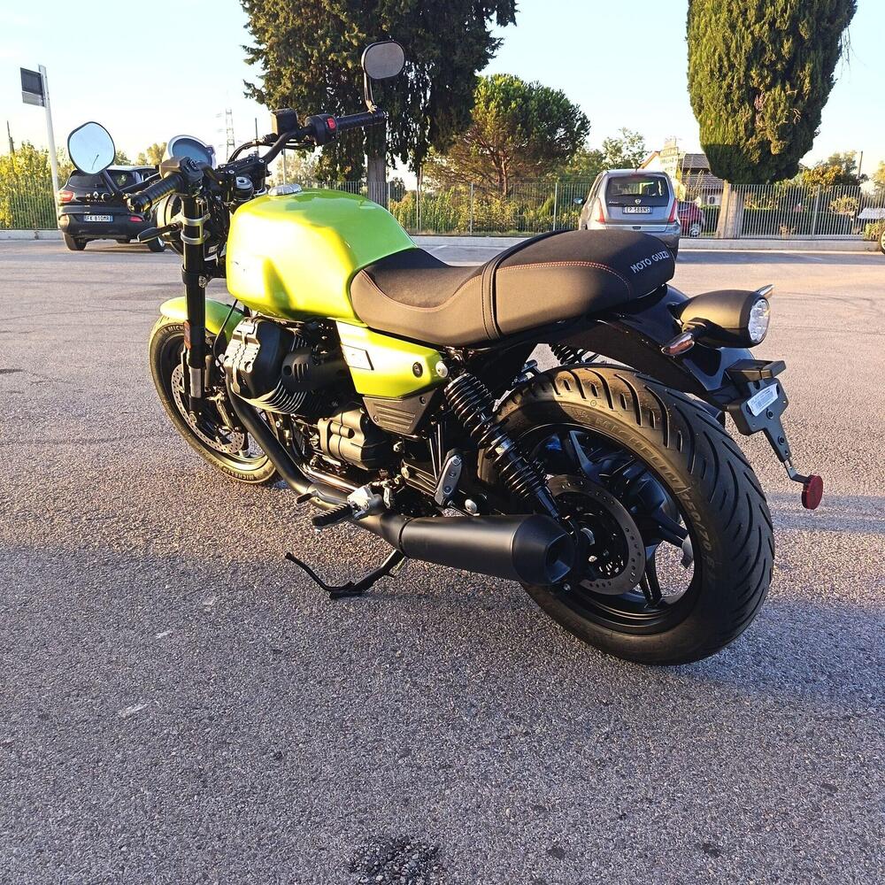 Moto Guzzi V7 Sport (2025 - 26) (5)