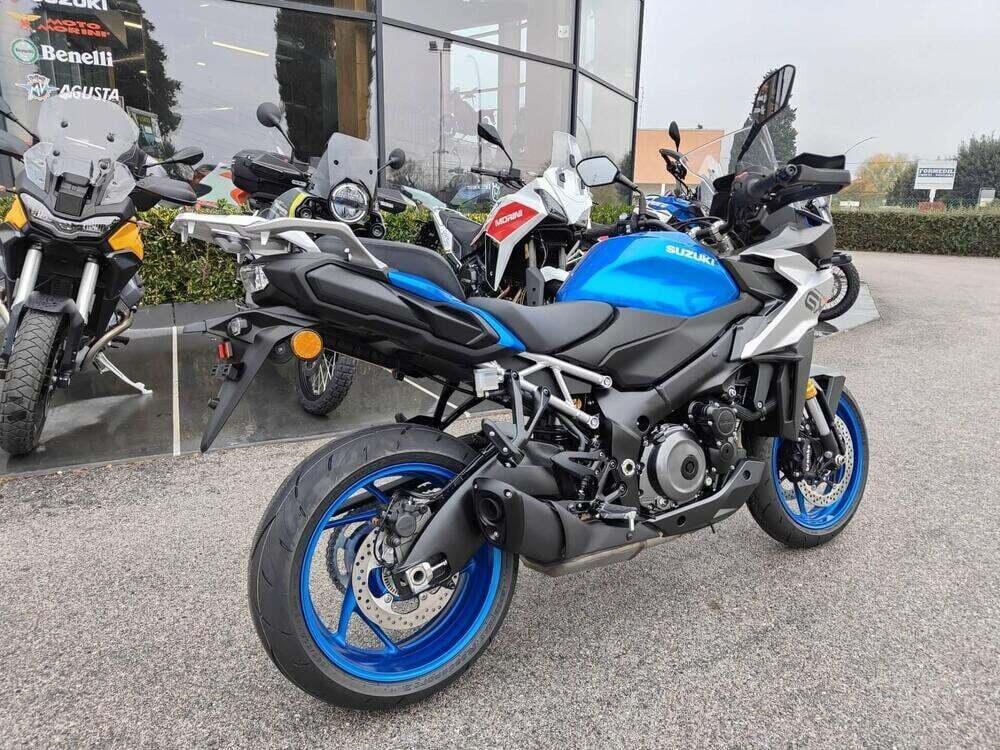 Suzuki GSX-S1000 (2021 - 25) (3)