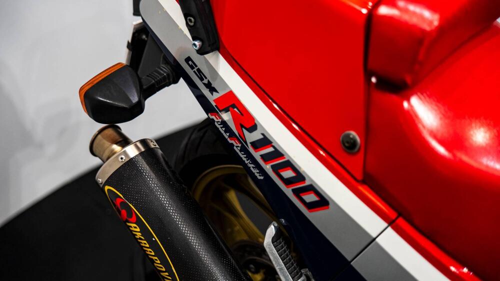 Suzuki GSX-R 1100  (13)