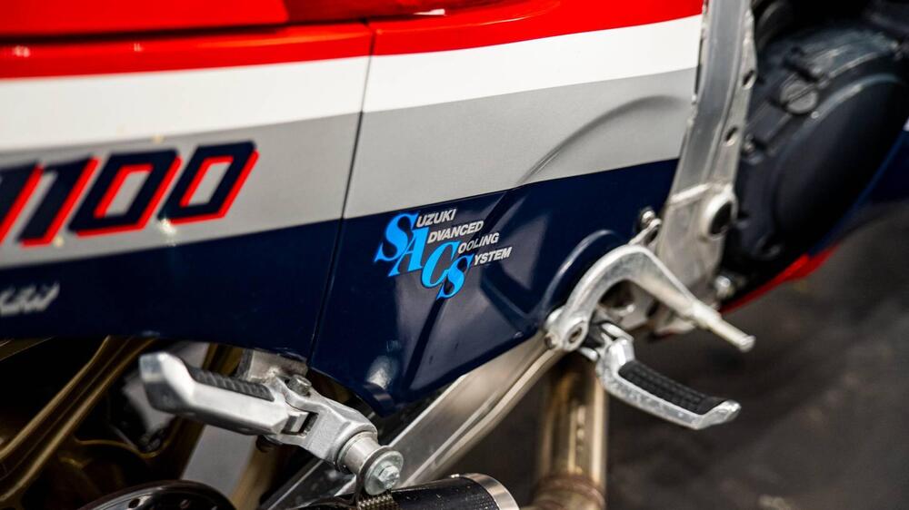 Suzuki GSX-R 1100  (14)