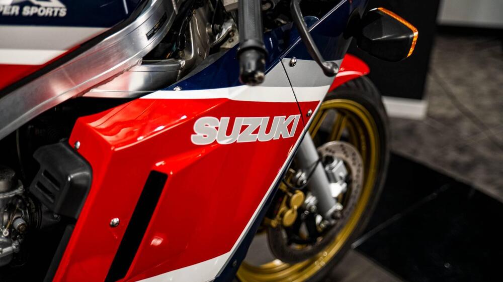 Suzuki GSX-R 1100  (15)