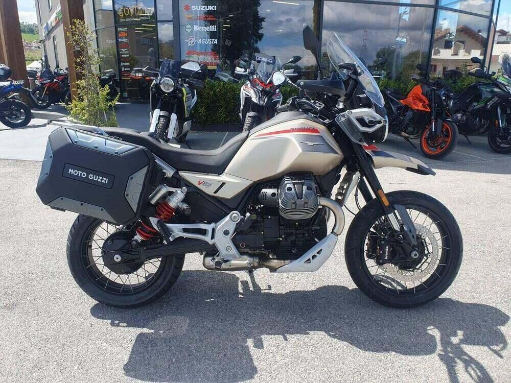 Moto Guzzi V85 TT Travel (2024 - 26) (8)