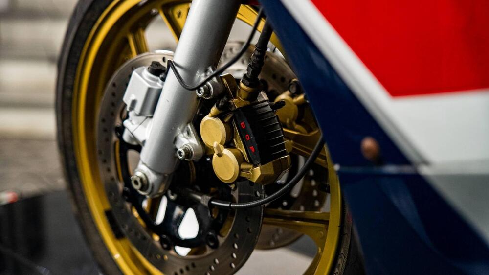 Suzuki GSX-R 1100  (17)