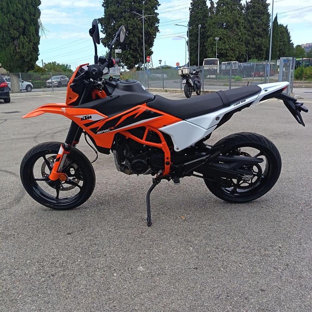 KTM 125 SMC R (2025 - 26) (5)
