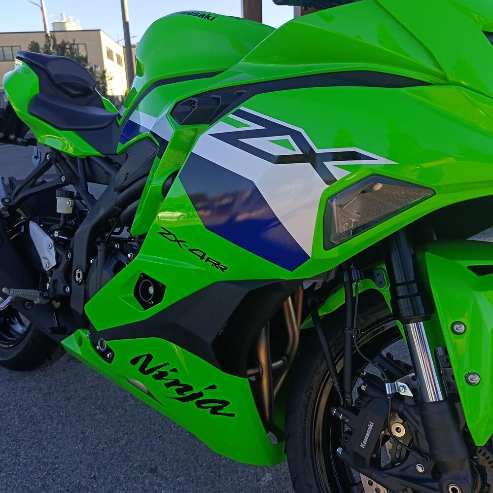 Kawasaki Ninja ZX-4RR (2024 - 26) (4)