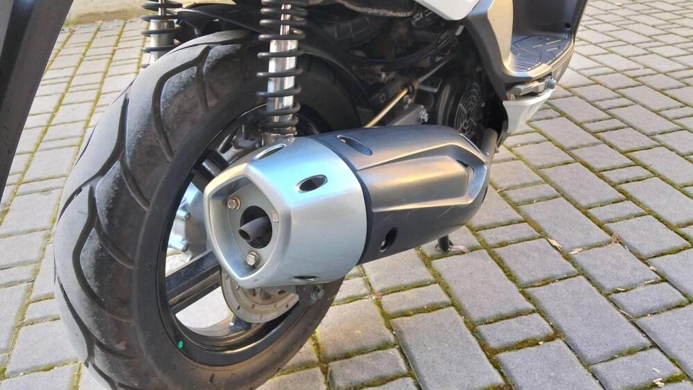 Kymco Agility 200i R16 + (2014 - 17)