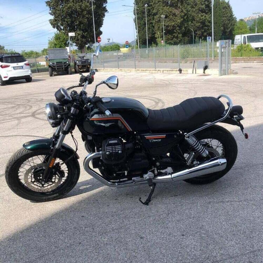 Moto Guzzi V7 Special (2025 - 26) (4)